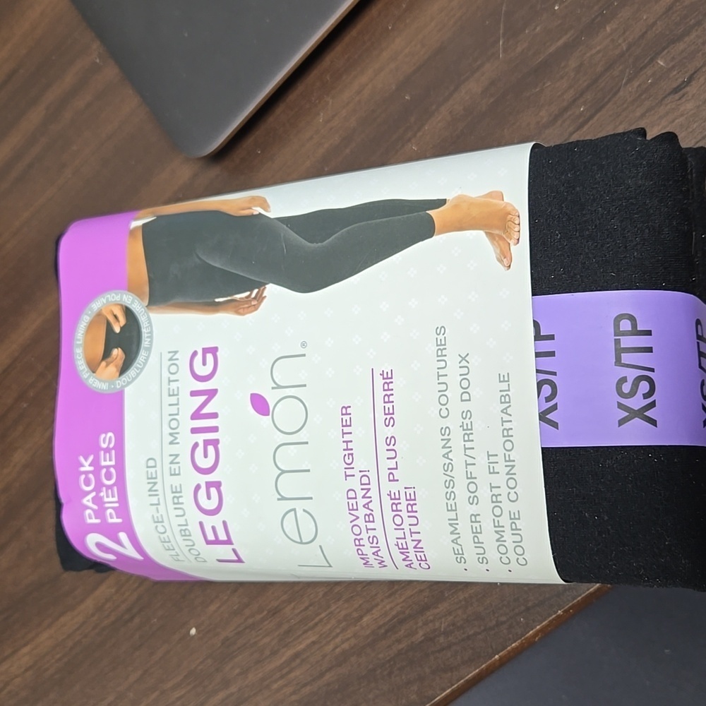 Lemon Size XS Black Fleece Lined Seamless High Waisted Leggings